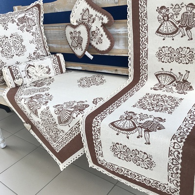 Tegatex Gobelínový ubrus s krajkou selský motiv tmavě hnědý 40x90 cm