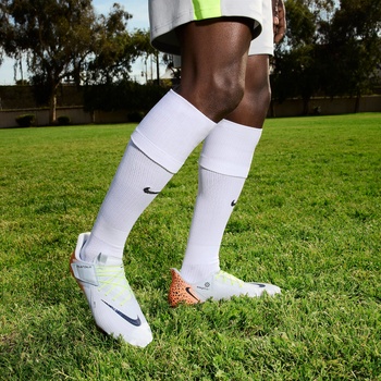 Nike Phantom gx ii acad ease fg/mg oly