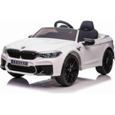 Beneo Elektrické autíčko BMW M5 24V Mäkké EVA kolesá Motory: 2 x 24V Kapacita batérií 24V LED Svetlá 2,4 GHz diaľkové ovládanie MP3 Prehrávač Koženkové sedadlo ORIGINÁL licencia biela