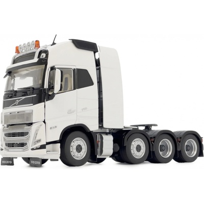 MarGe Models Model tahače těžkých nákladů Volvo FH5 truck 8x4 bílý MarGe 1:32