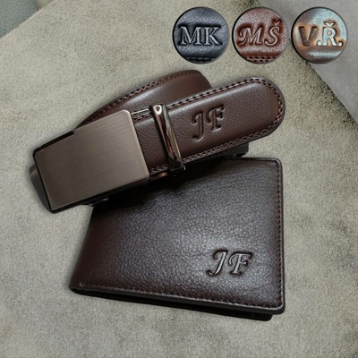 S vlastním monogramem. Pánský dárkový set z pravé kůže peněženka a pásek s monogramem. Stylový praktický a osobní dárek pro muže s dárkovou krabičkou. – Hledejceny.cz
