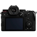 Цифрови фотоапарати Panasonic Lumix DC-S5KE-K + 20-60mm (DC-S5KE)