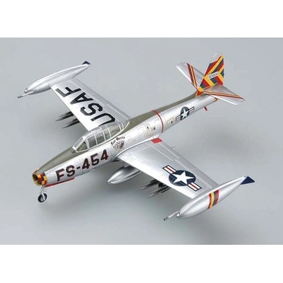 Easy Model F-84G Four Queens OLIE Flown by Joe Davis 58 FBG. Base Taegu 1:72