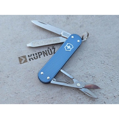 Victorinox Classic SD Alox Limited Edition 2026 Ledovcově modrá