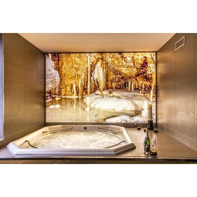 Romantický pobyt s polopenzí a privátním wellness v hotelu Olberg v Moravském krasu na 2 noci