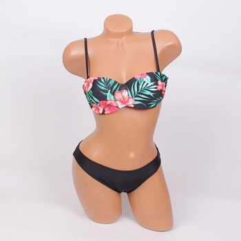 Image 1 of Черен бански с червени цветя и зелени листа - чашка В