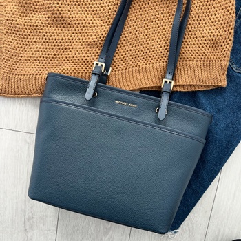 Michael Kors Winston modrá