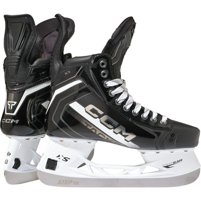 CCM Tacks XR senior