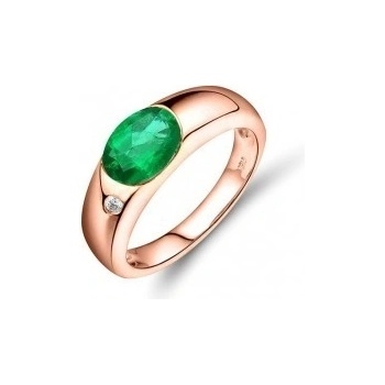 Zlatý zásnubný prsteň so smaragdom a diamantami SP011