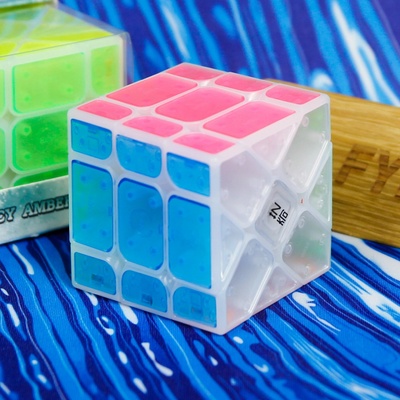 Yileng 3x3x3 Icy Amber (QiYi) hlavolam