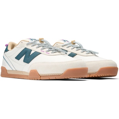 New Balance Numeric 440 V2 Trail Low white