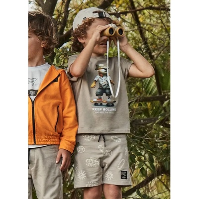 Mayoral Бермуди "athletics" в пустинен цвят с щампи за мини момче Майорал