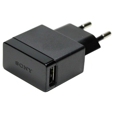 Sony Ericsson Захранване за ел. мрежа (1.5 Ампера) с USB изход за смартфони и мобилни устройства - Sony Ericsson Charger EP880 (bulk) (EP880)