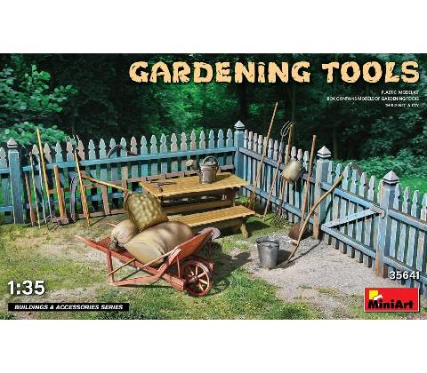 MiniArt Gardening Tools 1:35