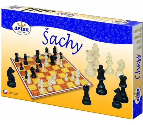 Šach drevený