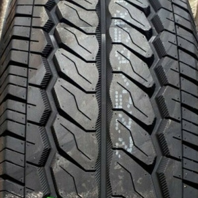 Kapsen Durablemax RS01 235/65 R16 115R