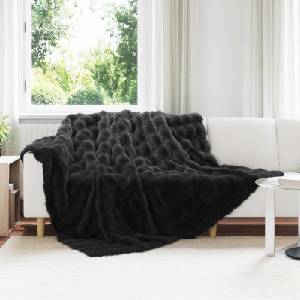 Pure Line Home Луксозно покривало за легло тип заешка кожа Olite, черно