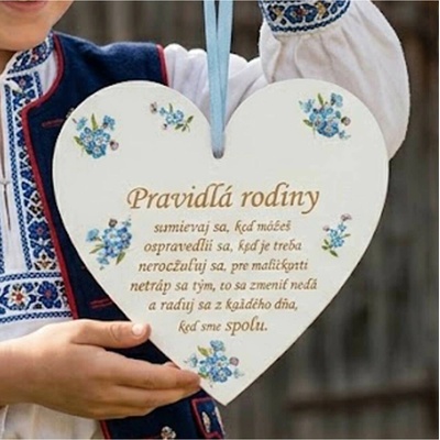 Tabulka na dveře srdíčko 17 cm Pravidla rodiny Modré květinky.