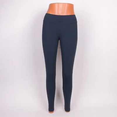 Еластичен клин в тъмносив цвят от стегната материя