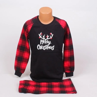 Детско-юношеска коледна пижама за момче в черно с каре