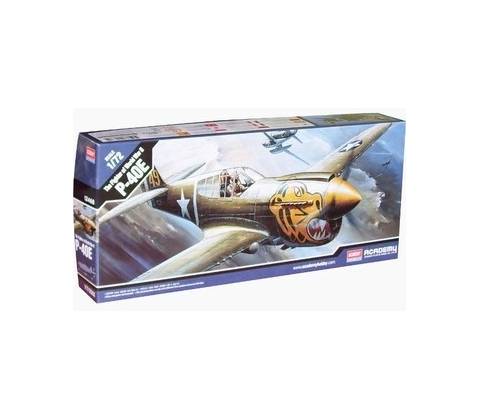 Academy P 40 E Warhawk 1:72