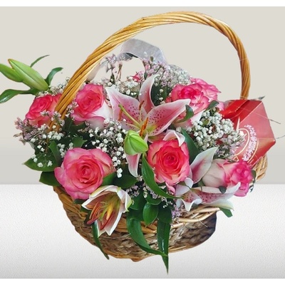 КОШНИЦА С РОЗИ, ЛИЛИУМ И БОНБОНИ , , lindor, ,