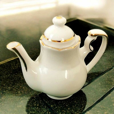 Reutter Porzelan - Porcelánový čajník so zlatým okrajom - miniatúra 6cm