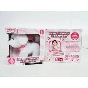 Artyk Doggy walking on a leash White 122408 Natalia