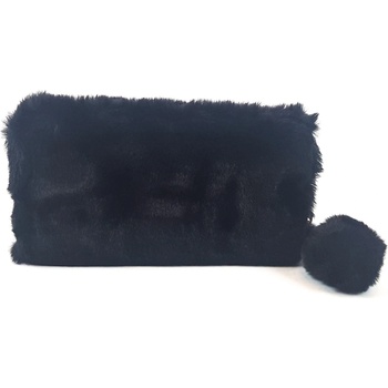 Черно портмоне с пух