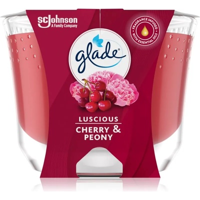 Glade Luscious Cherry & Peony ароматна свещ 224 гр