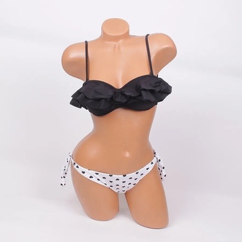 Image 1 of Дамски бански в черно и бяло със сърца