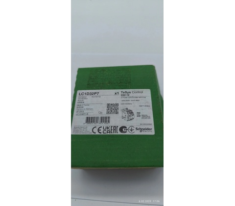 Schneider Electric lc1d32p7