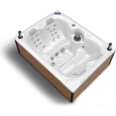 Canadian Spa Clawn 2by4