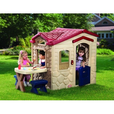 Little Tikes magický domček s terasou