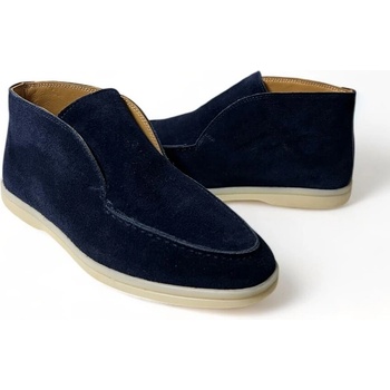 Класически дамски лоуфъри с изчистен италиански дизайн от естествен велур в тъмно син цвят