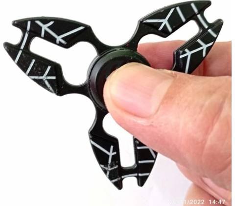 Fidget spinner kovový, Crab černý