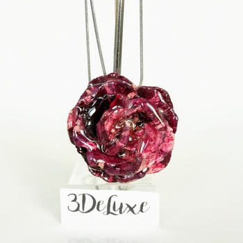 Meganflo Малка двуцветна роза