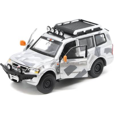BM Creations Mitsubishi Pajero 3Gen Ice Pack RHD 1:64