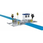 Dumel Discovery Rail crossing R20