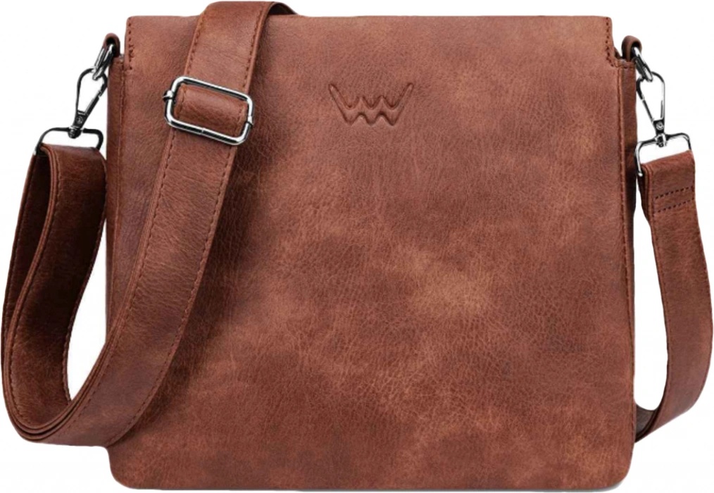 Vuch Aleeza Brown