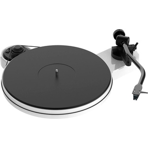 Pro-Ject Грамофон Pro-Ject RPM 3 Carbon - бял гланц (9120050435520) - vsystem