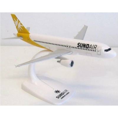 PPC Holland Airbus A320 214 Sundair 1:200