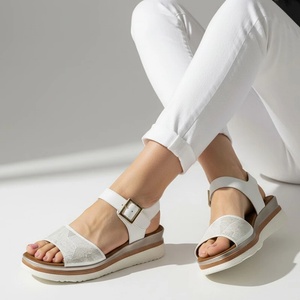  Сандали C18165-3 white