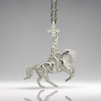 Конен спорт - Мъжки медальон „Ездач (обездка) - Класическо сребро 925 - Ръчно изработено бижу/талисман - Идеален подарък за мъж - ssj