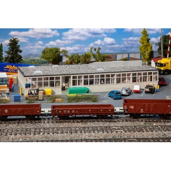 Image 1 of Faller Работилница - завод с вътрешно оборудване (130168)