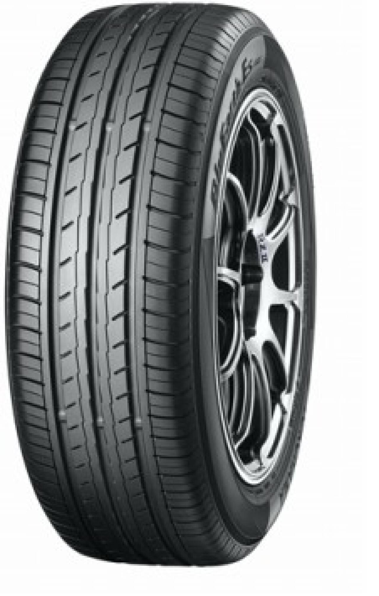 215/60 R16、YOKOHAMA BluEarth-ES 32、2023年 Yokohama BluEarth-Es ES32 215/60 R16 — Tyre Point