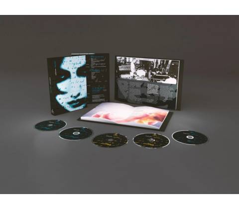 Marillion, BRAVE, CD