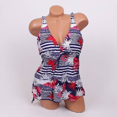 Танкини в бяло и синьо и листа чашка d