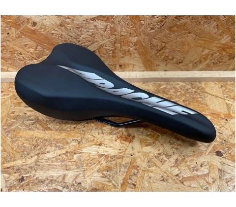 Apache Memory Foam černé/stříbrné