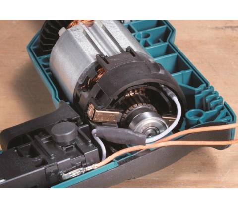 Makita DP4020